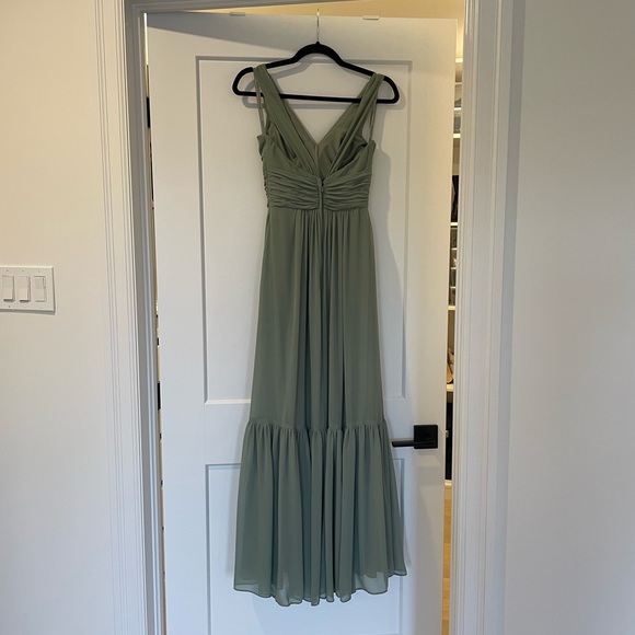 Morilee V-Neck Ruched Dress - Picture 4 of 6